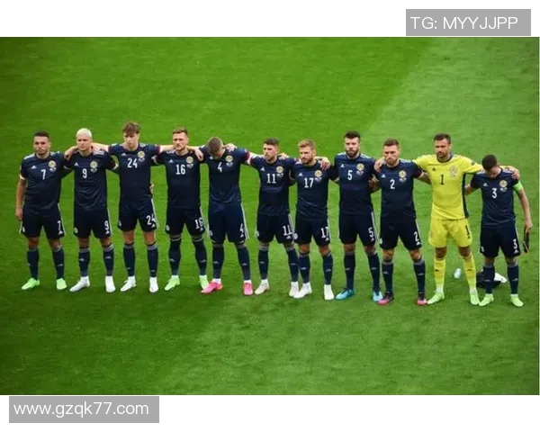 基兰足球明星阵容全景图揭秘球员风采与战术布局