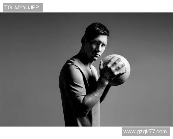 帅气足球明星穿西装的时尚魅力与风采展示图片合集